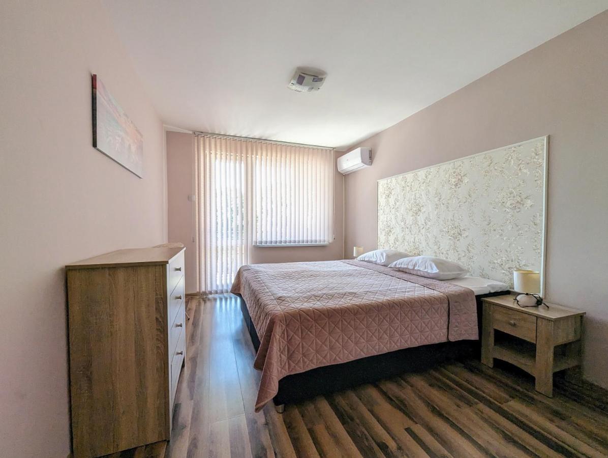 Emalena Apartment Варна Экстерьер фото