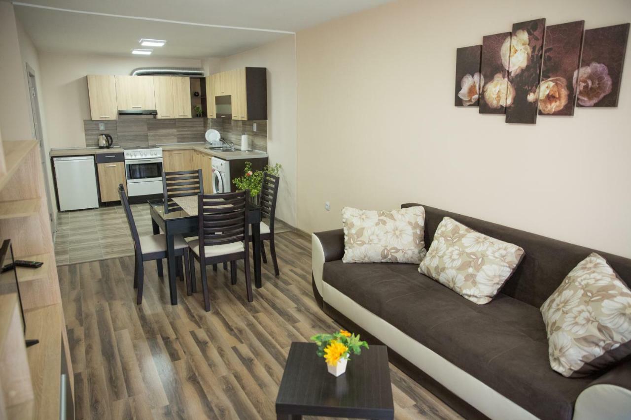 Emalena Apartment Варна Экстерьер фото